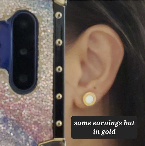 E 21C NEW Silver Pearlescent Stud Earrings - Picture 6 of 6